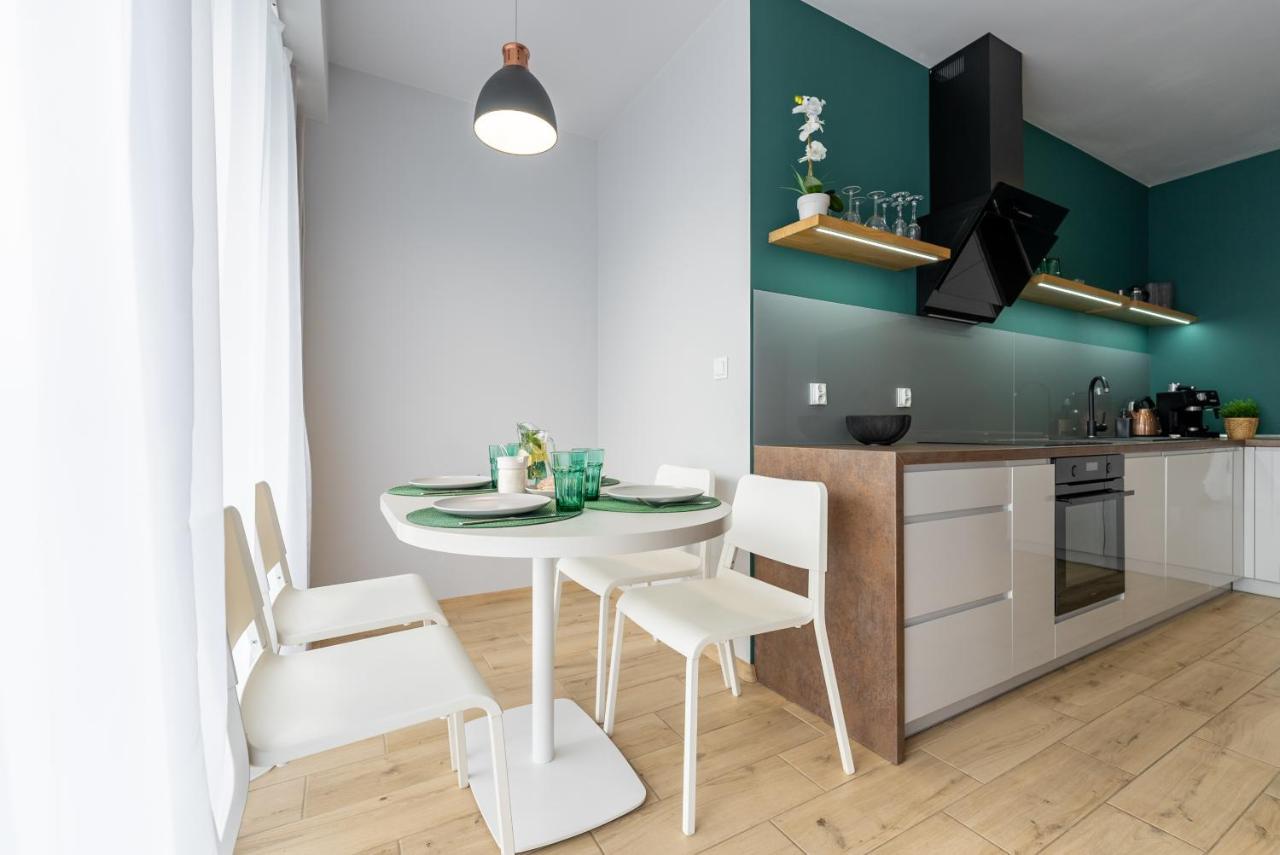 Apartament Zielony Jodlowa - Z Prywatna Sauna! By Dream Apart شتوروك المظهر الخارجي الصورة